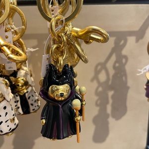 DISNEY COLLECTION Charm Keychain